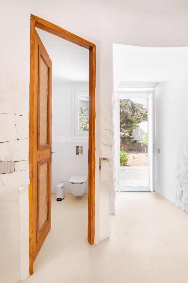 Faos Exclusive Suites Ornos  Exterior foto