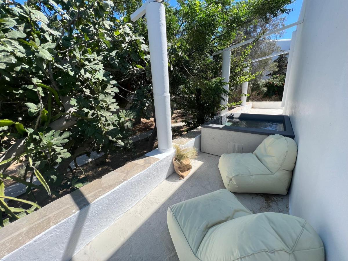 Faos Exclusive Suites Ornos  Exterior foto